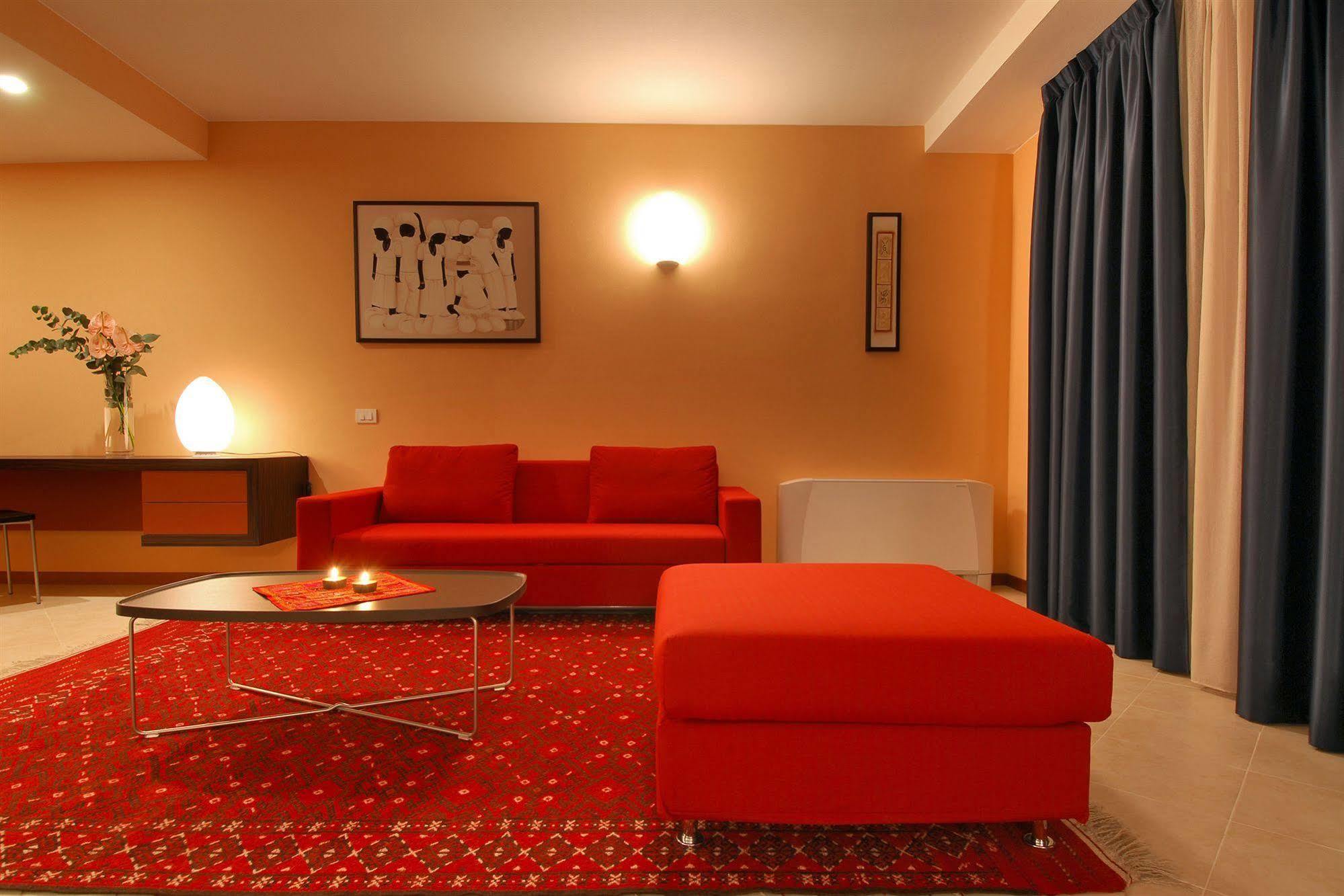 Rosso Frizzante Hotel Sorbara Buitenkant foto
