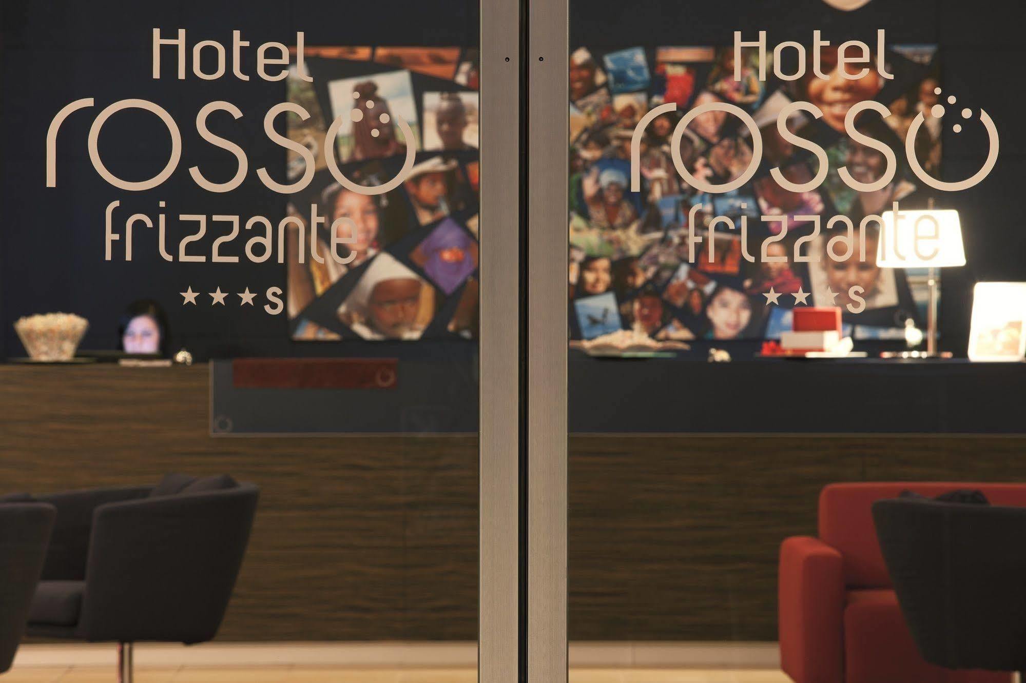 Rosso Frizzante Hotel Sorbara Buitenkant foto