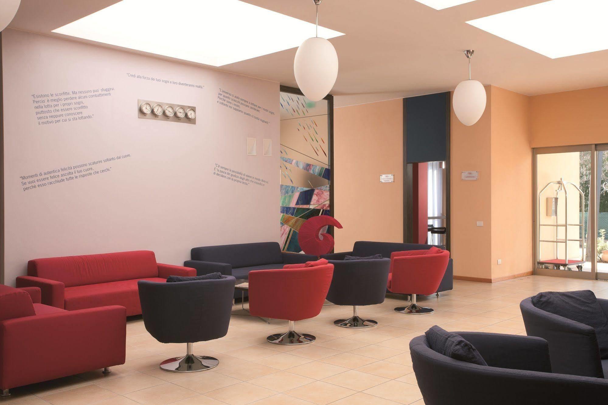 Rosso Frizzante Hotel Sorbara Buitenkant foto